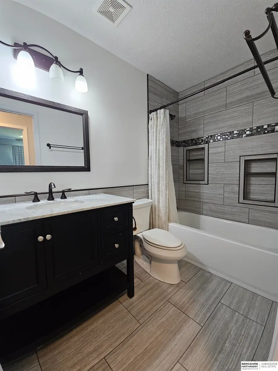 11005 Sahler Street, Omaha, NE 68164 - #3