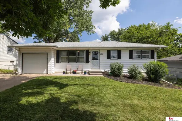 6710 Hartman Avenue, Omaha, NE 68104