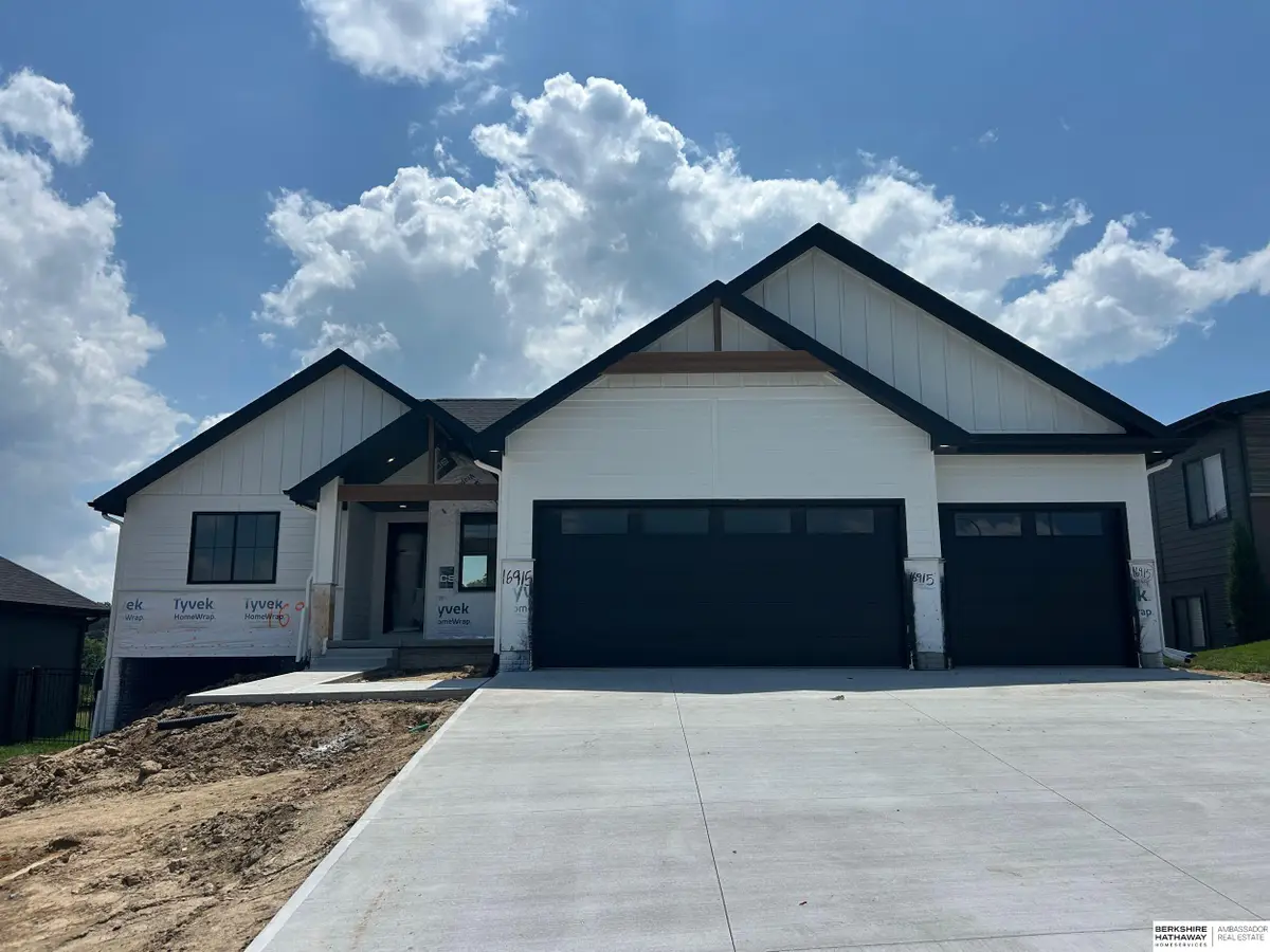 16915 Benjamin Street, Bennington, NE 68007 - #1