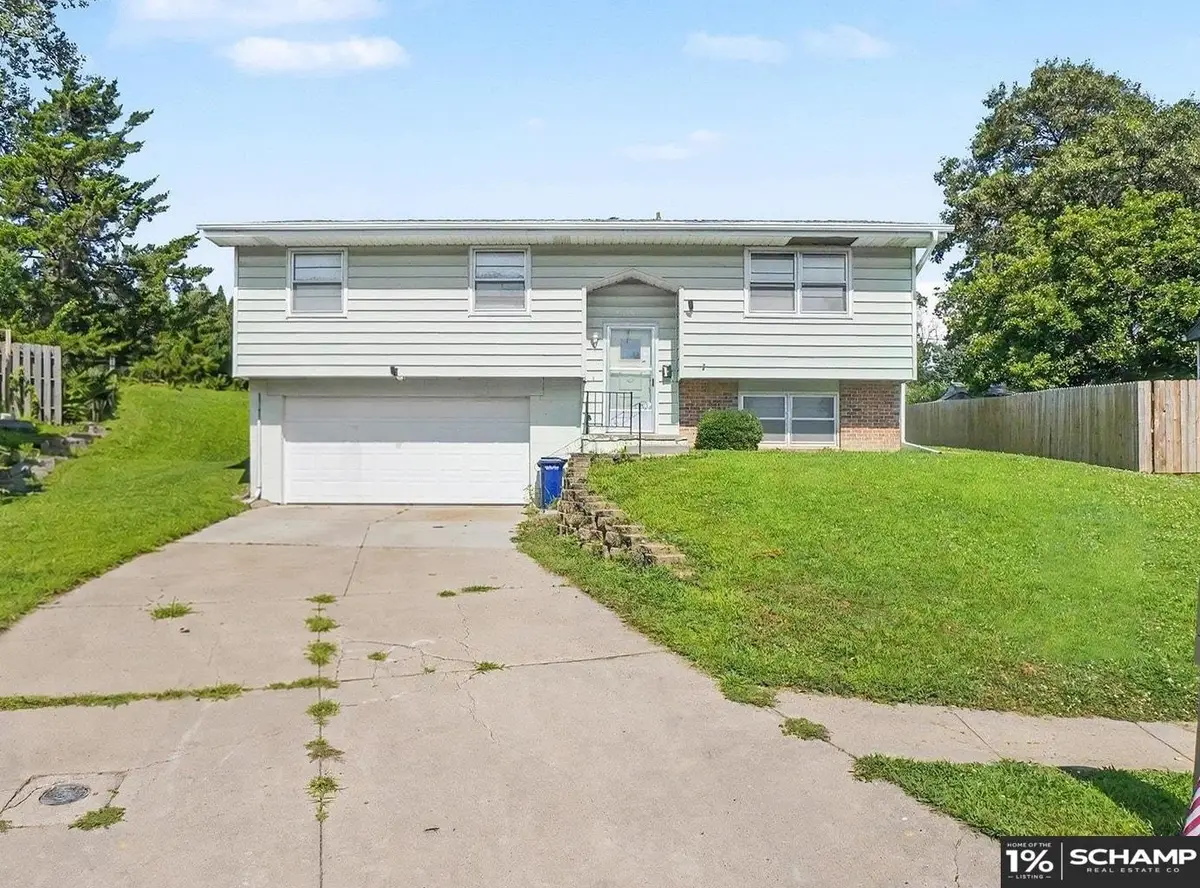 9518 Sherwood Circle, Bellevue, NE 68147 - #1