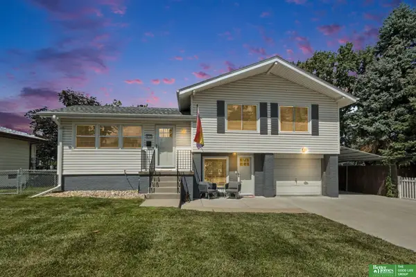 822 Tipperary Drive, Papillion, NE 68046