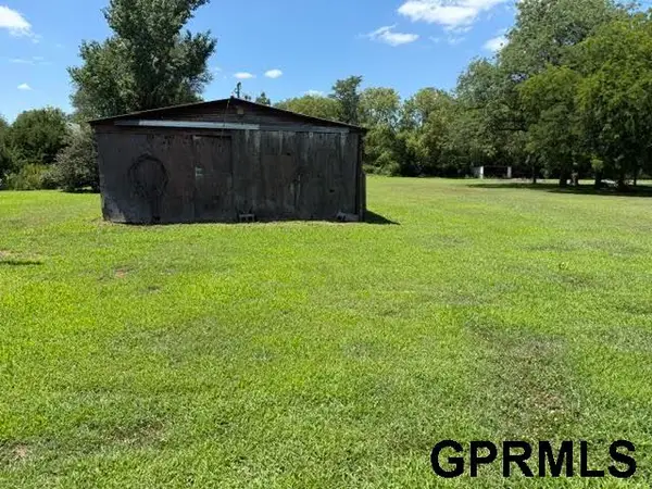 104 E Wyoming Street E, South Bend, NE 68058