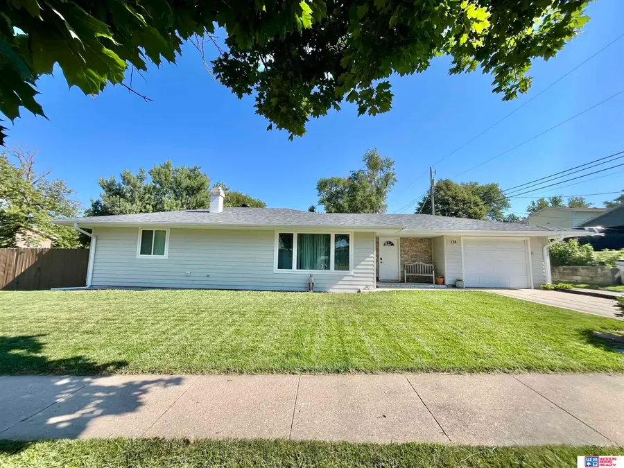 134 Ash Street, Seward, NE 68434 - #2