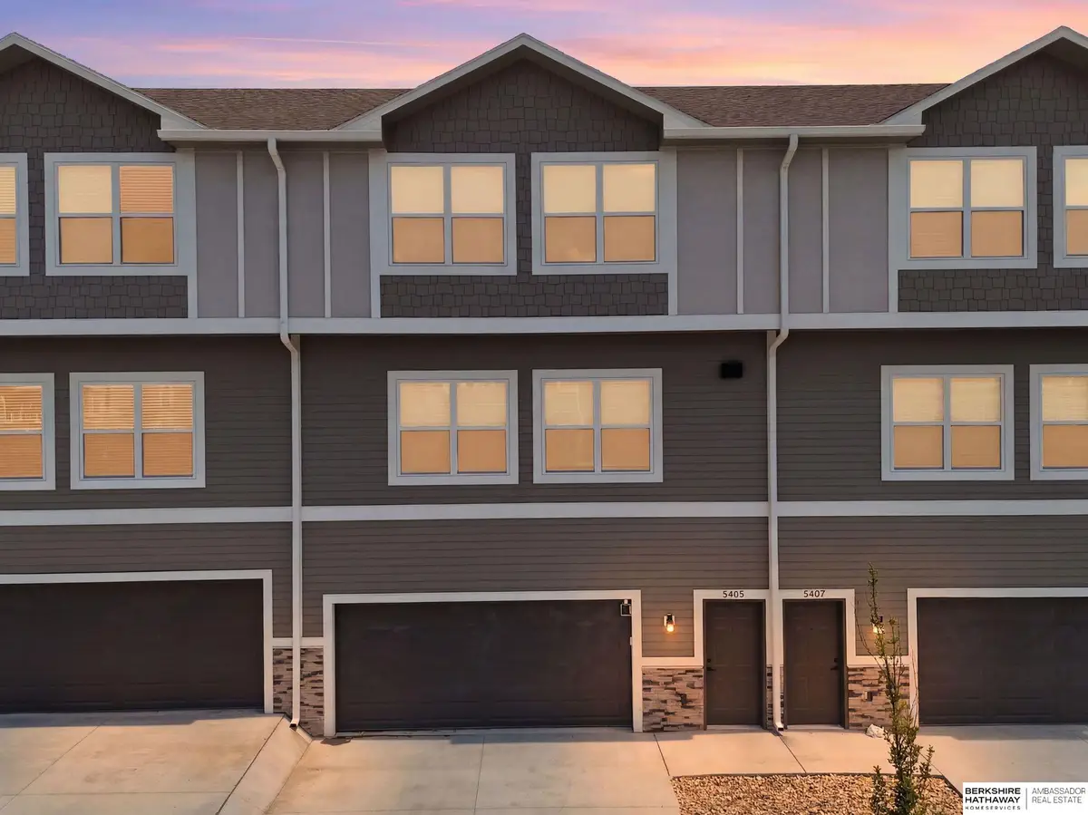 5405 S 208th Court, Elkhorn, NE 68022 - #1