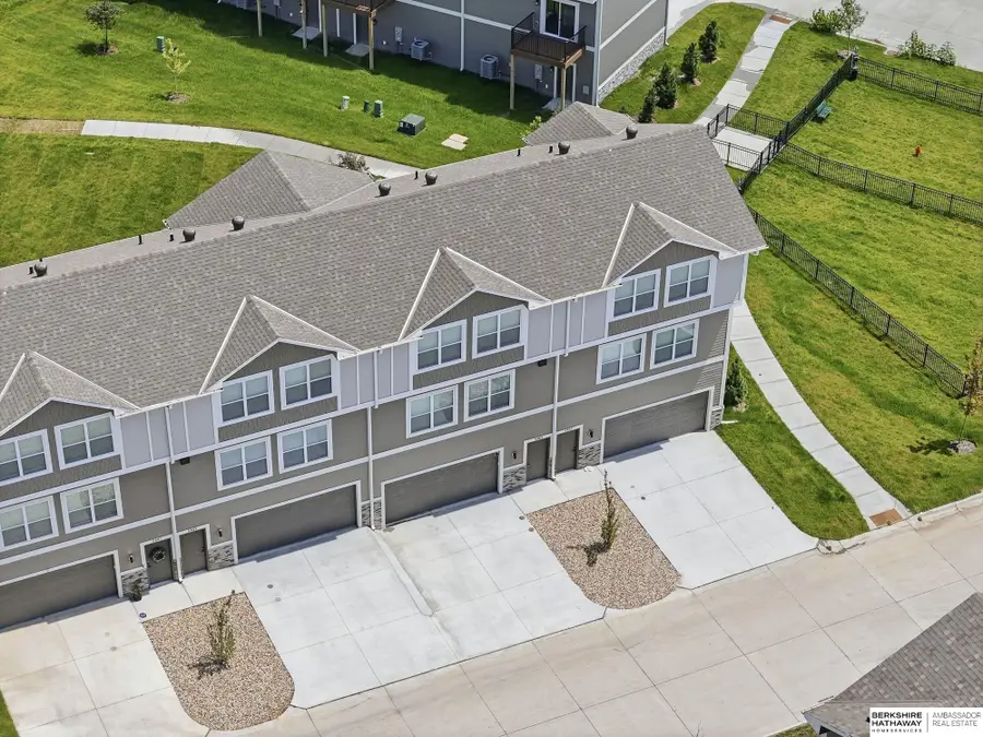 5405 S 208th Court, Elkhorn, NE 68022 - #3
