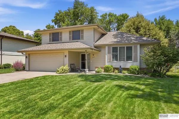 10529 O Street, Omaha, NE 68127