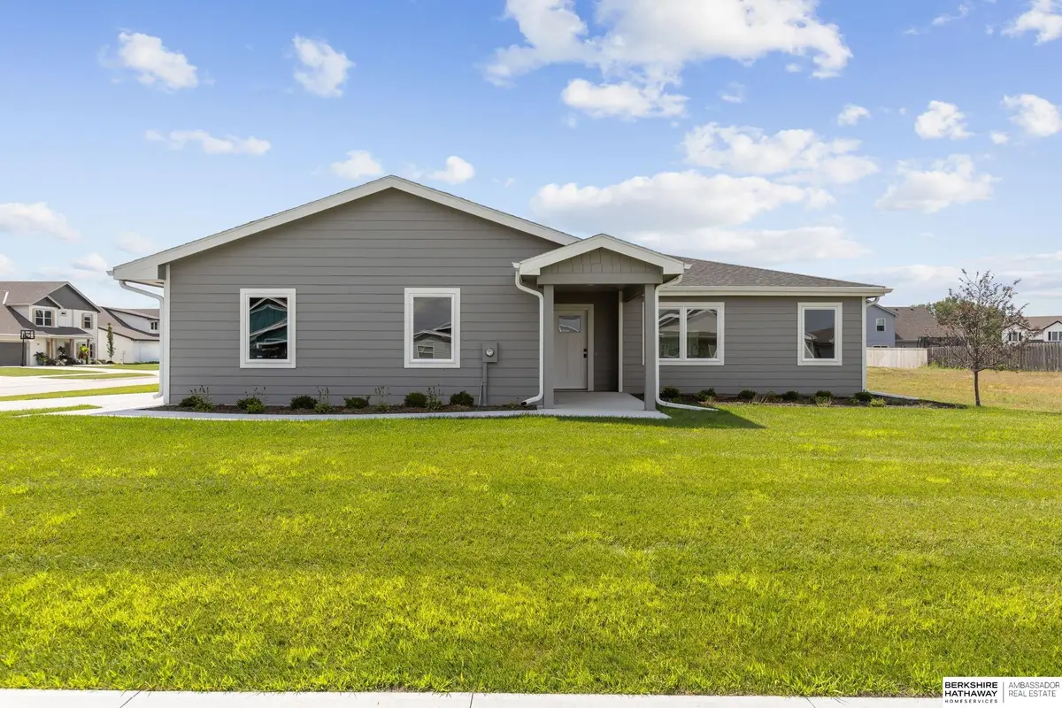 1216 Valley View Street, Valley, NE 68064 - #1