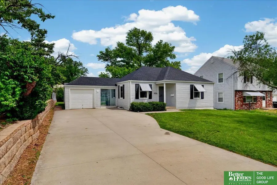 2725 S 42 Street, Omaha, NE 68105 - #2