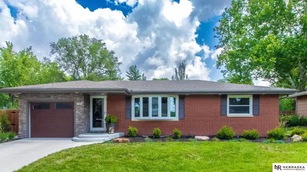 7220 York Lane, Lincoln, NE 68505