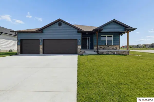 8901 Kinzie Street, Lincoln, NE 68507