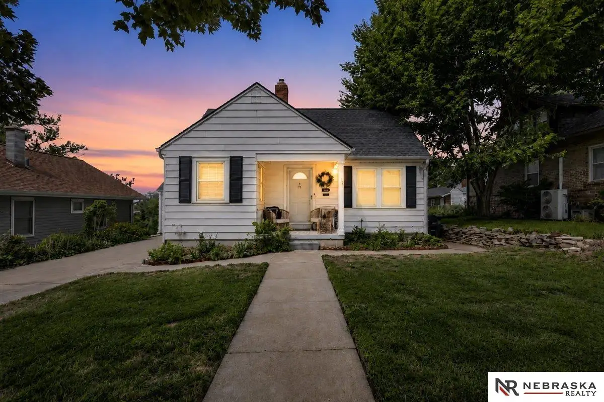 2122 S 40th Street, Omaha, NE 68105 - #1