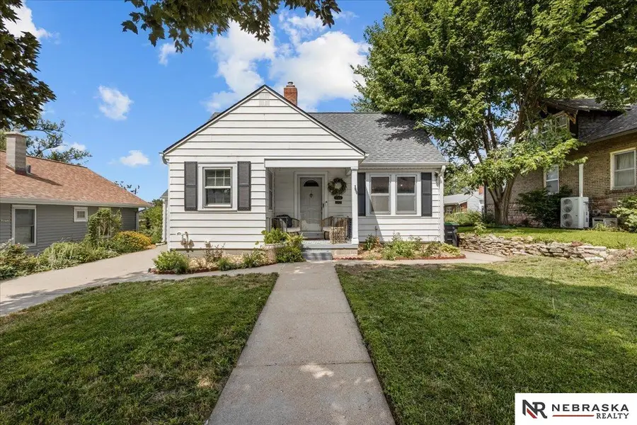 2122 S 40th Street, Omaha, NE 68105 - #3