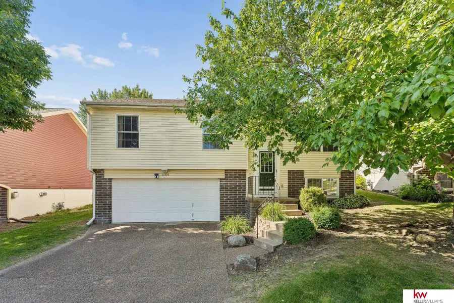 17725 Chandler Street, Omaha, NE 68136 - #2