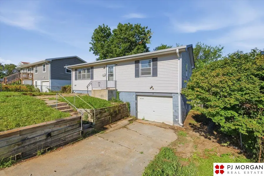 4906 N 61st Street, Omaha, NE 68104 - #3
