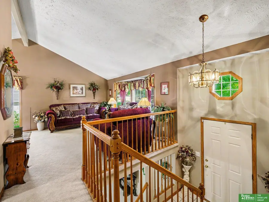 8810 N 82nd Avenue, Omaha, NE 68122 - #3