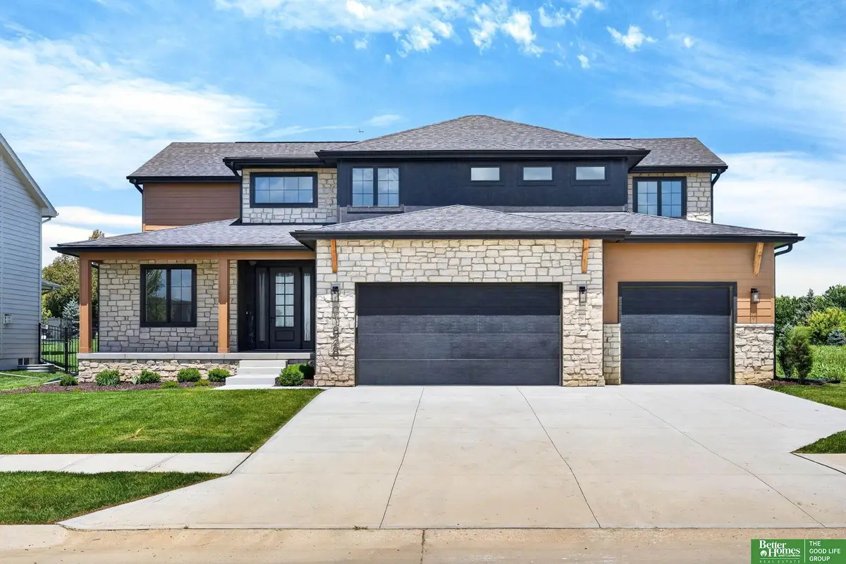 21828 Grover Street, Elkhorn, NE 68022 - #1