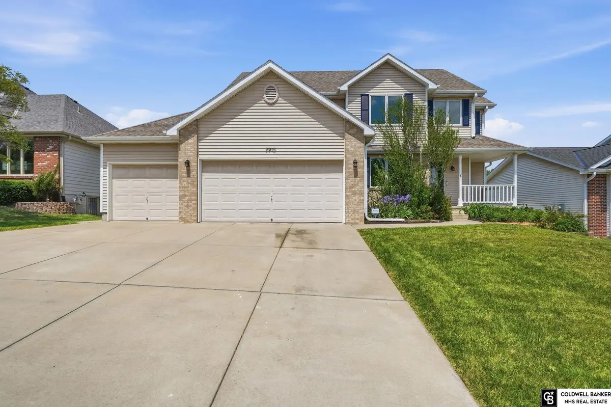 7910 Red Oak Road, Lincoln, NE 68516 - #1