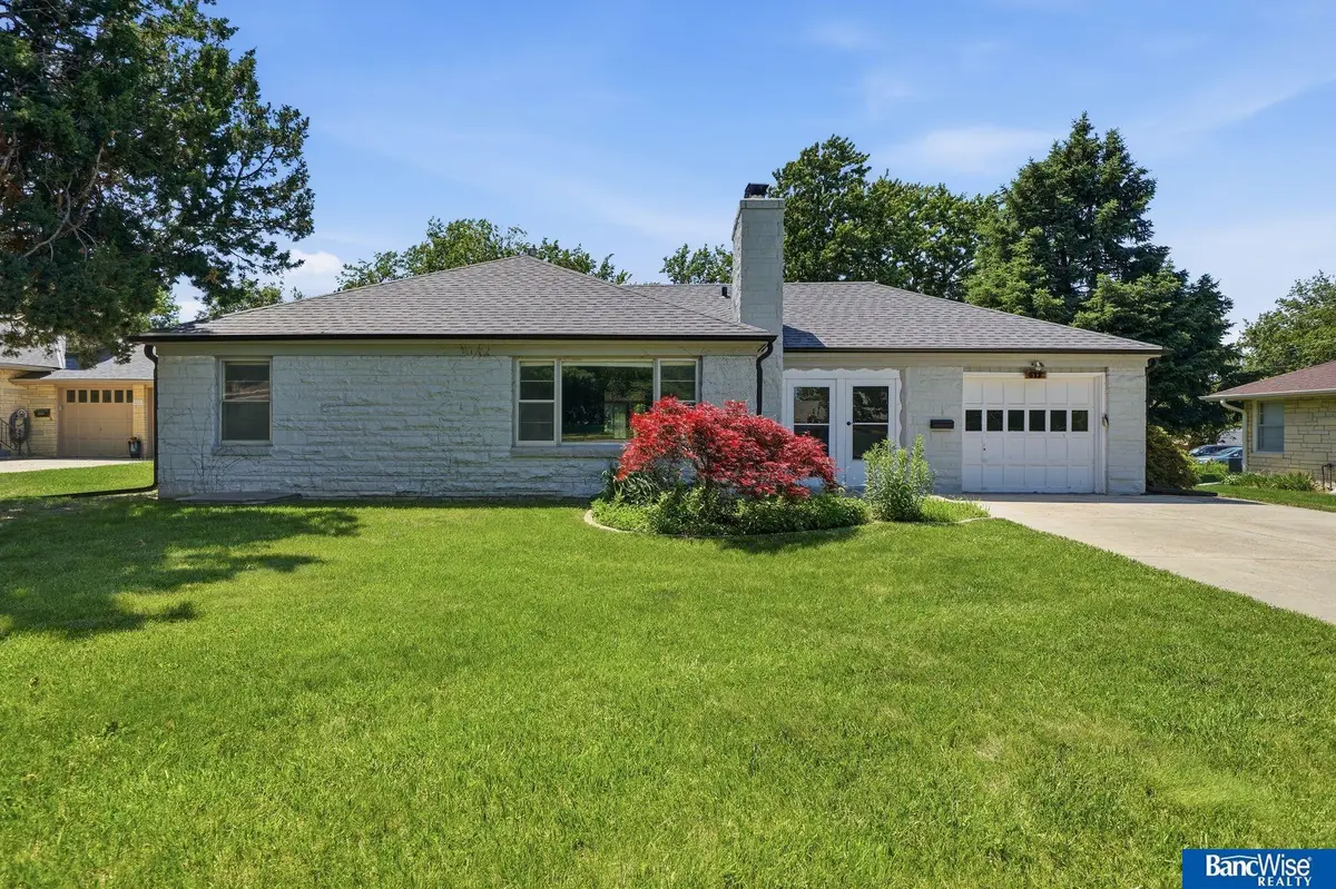 417 S Cotner Boulevard, Lincoln, NE 68510 - #1
