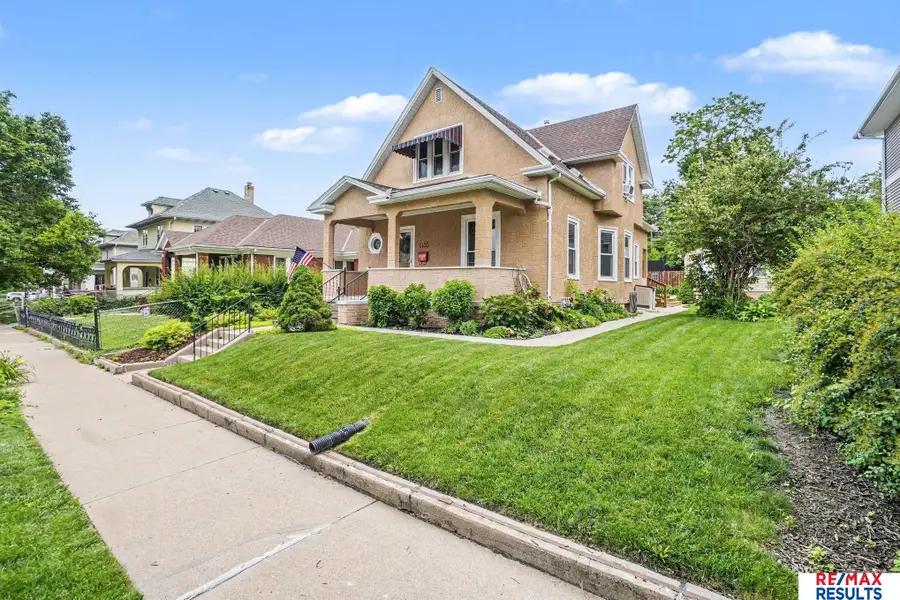 1435 S 11th Street, Omaha, NE 68108 - #3