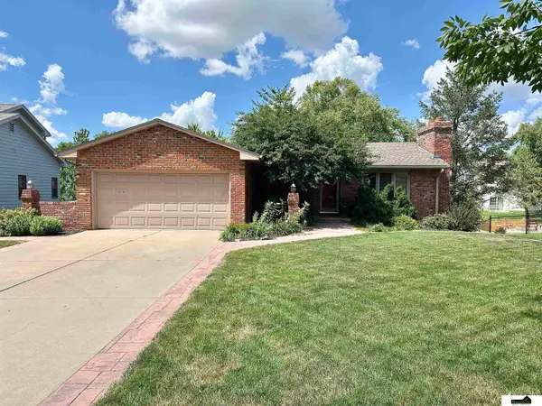 8218 Stockwell Street, Lincoln, NE 68506