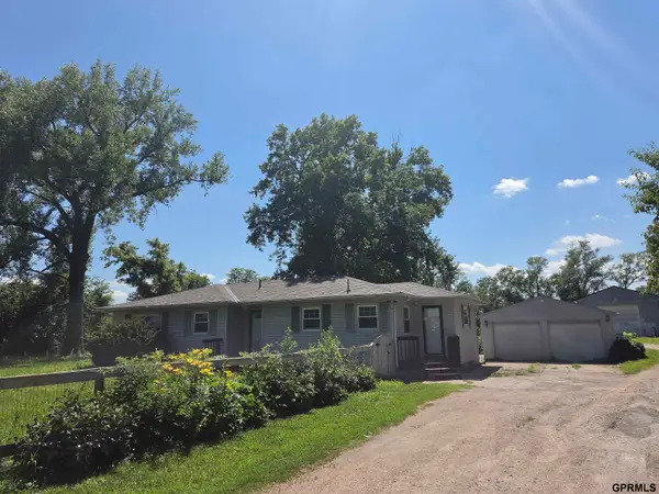 1314 S 258 Street, Omaha, NE 68069