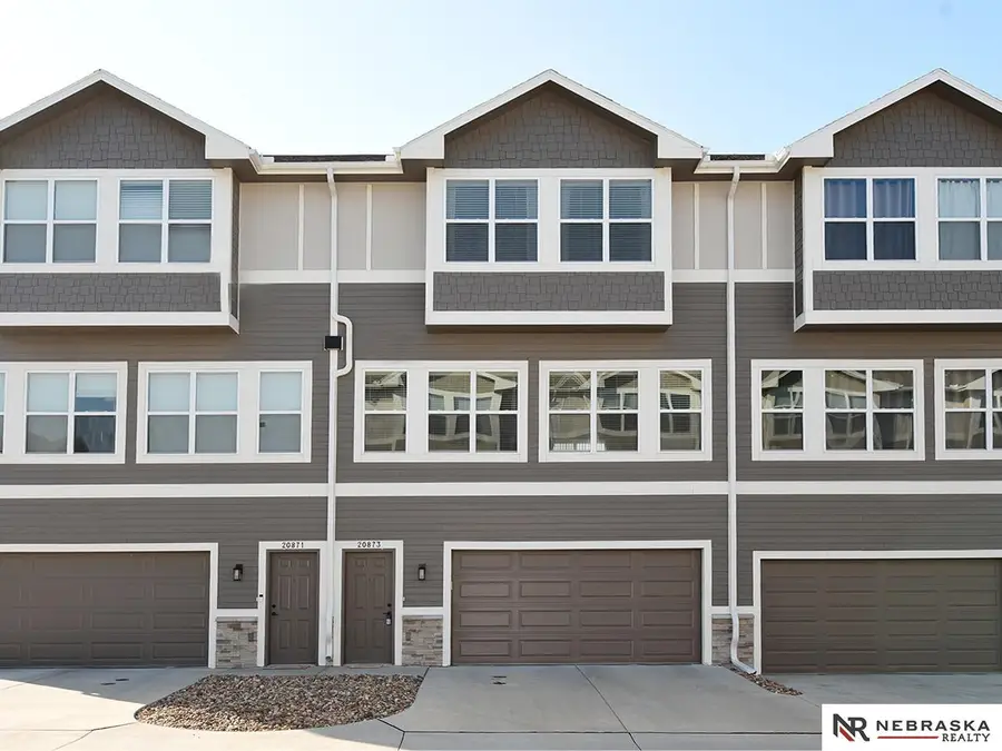 20873 T Court, Elkhorn, NE 68022 - #2