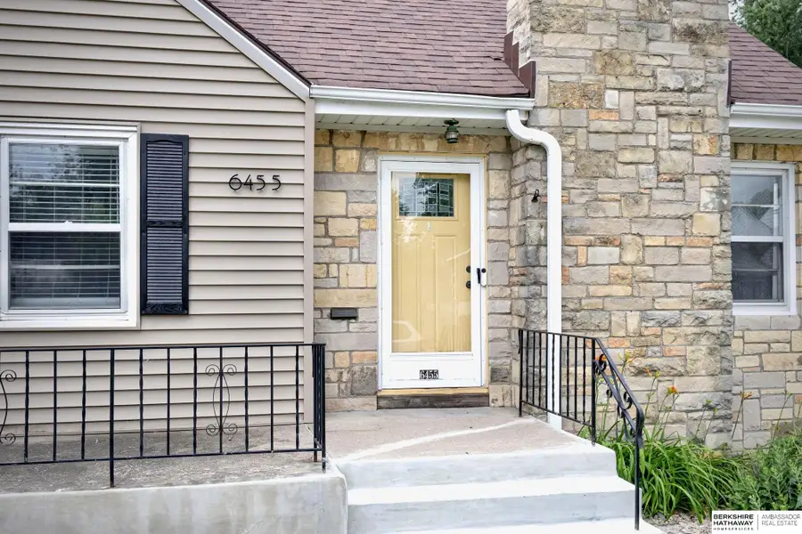 6455 Poppleton Avenue, Omaha, NE 68106 - #2