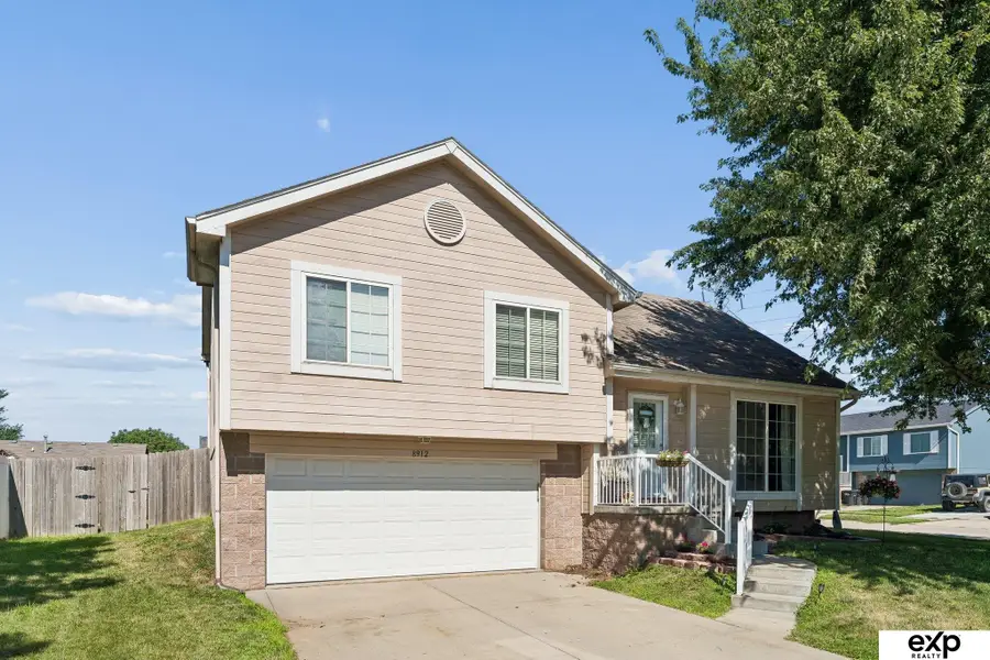 8912 N 75th Avenue, Omaha, NE 68122 - #2