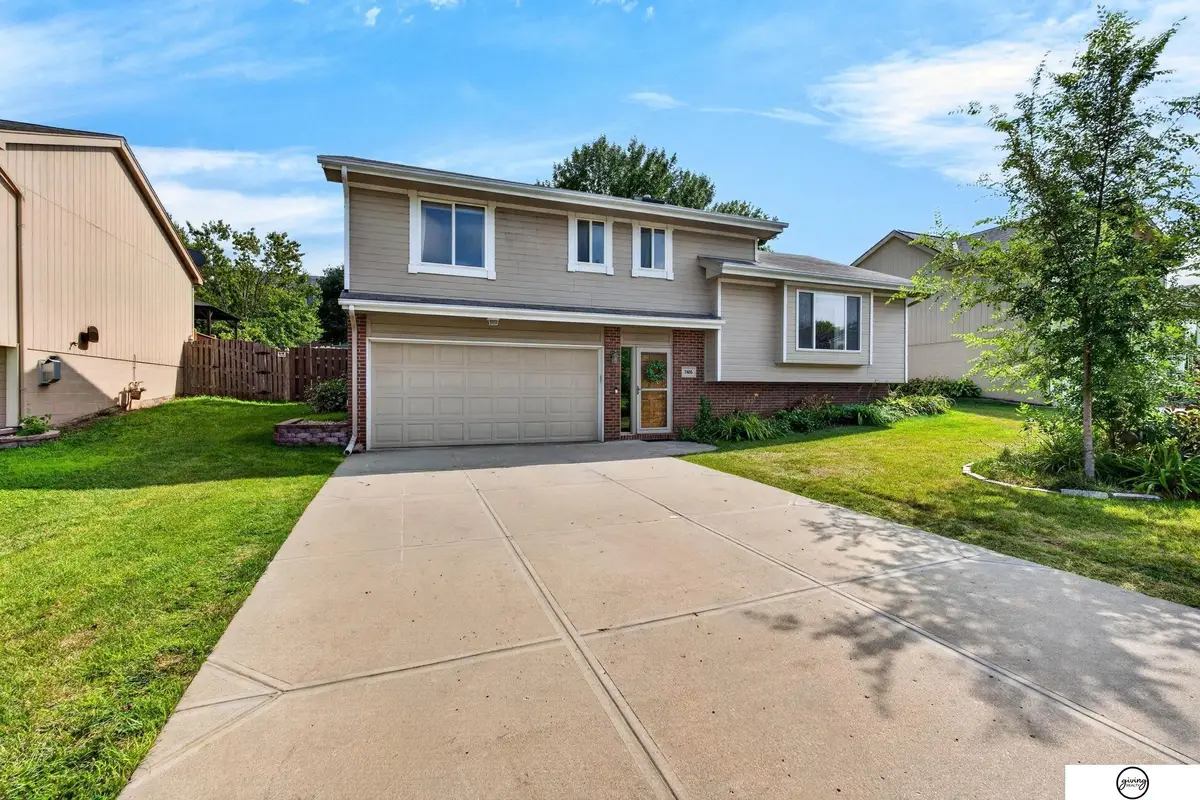7405 Braun Street, La Vista, NE 68128 - #1