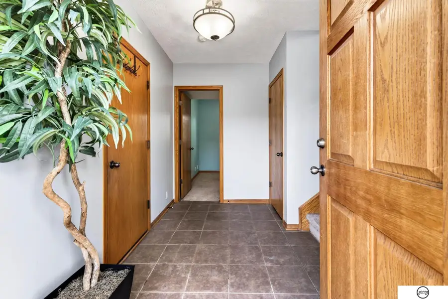 7405 Braun Street, La Vista, NE 68128 - #3