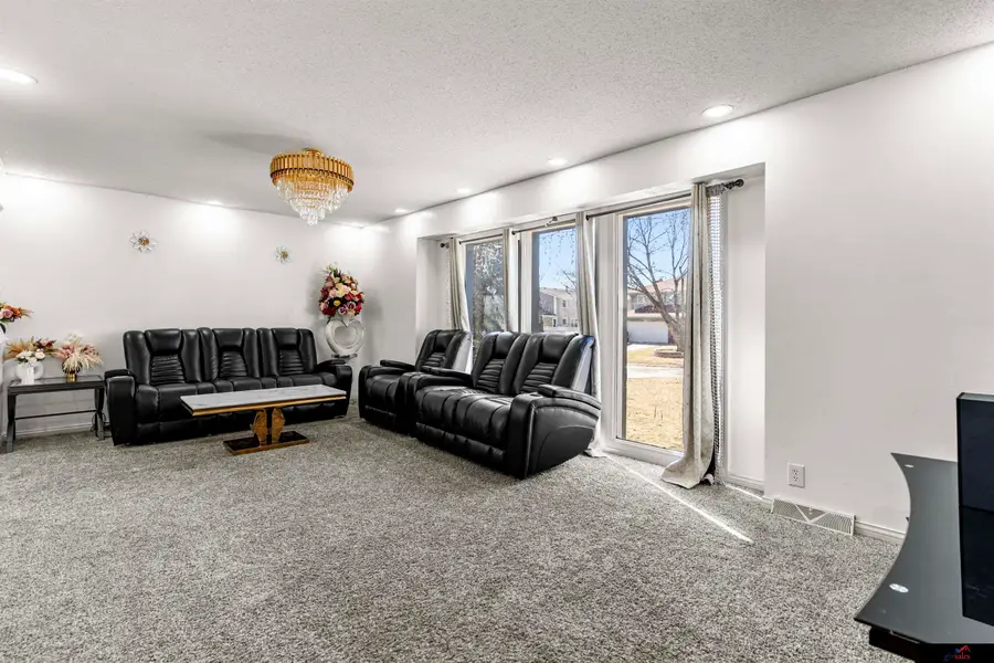2517 South 167th Street, Omaha, NE 68130 - #2