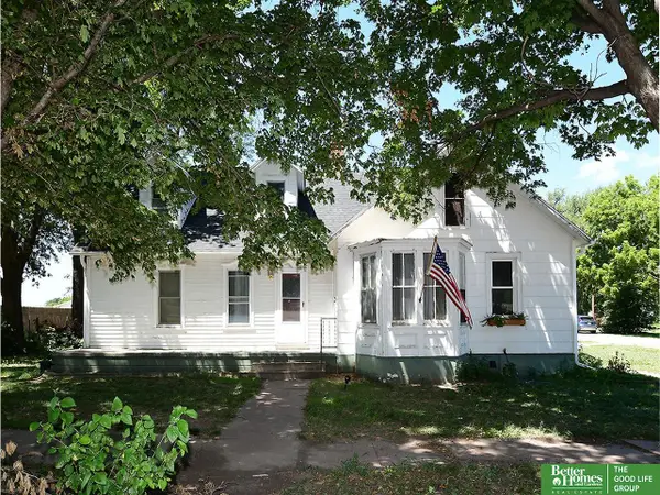 504 5 Street, Shelton, NE 68876