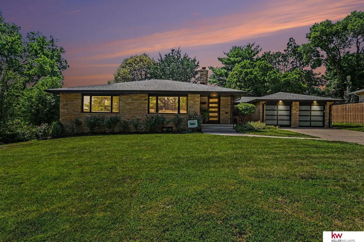 328 S 70 Avenue, Omaha, NE 68132 - #1