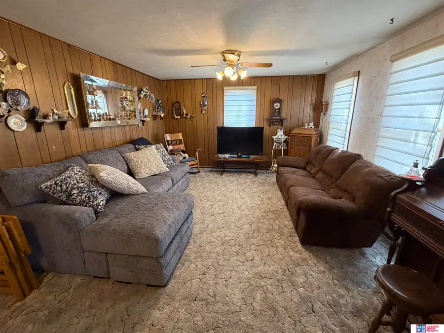 928 Ivy Avenue, Crete, NE 68333 - #3