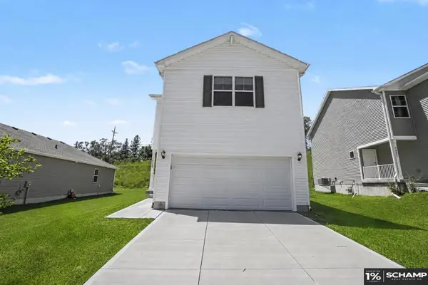 7728 N 95 Avenue, Omaha, NE 68122