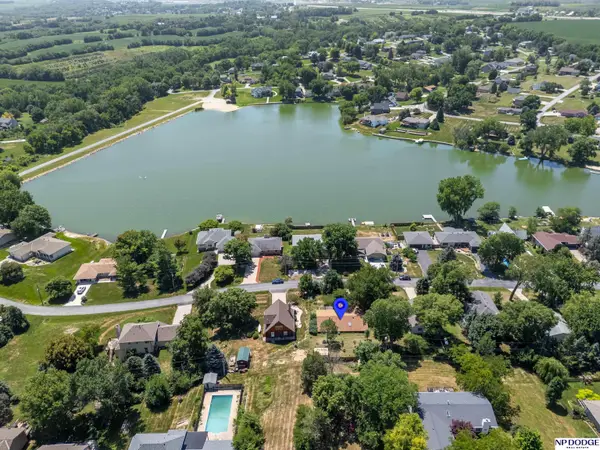 11014 N Lakeshore Drive, Blair, NE 68008