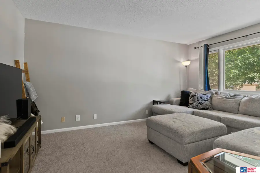5218 S 39th Street, Lincoln, NE 68516 - #3