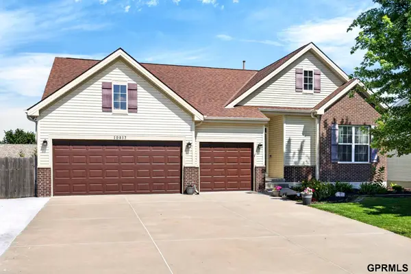 10817 S 111 Street, Papillion, NE 68046