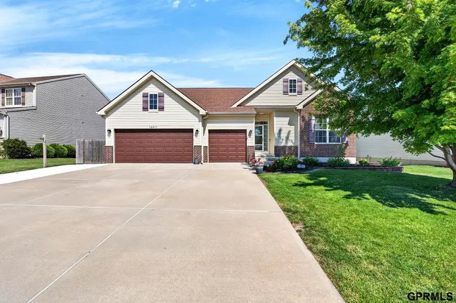 10817 S 111 Street, Papillion, NE 68046 - #2