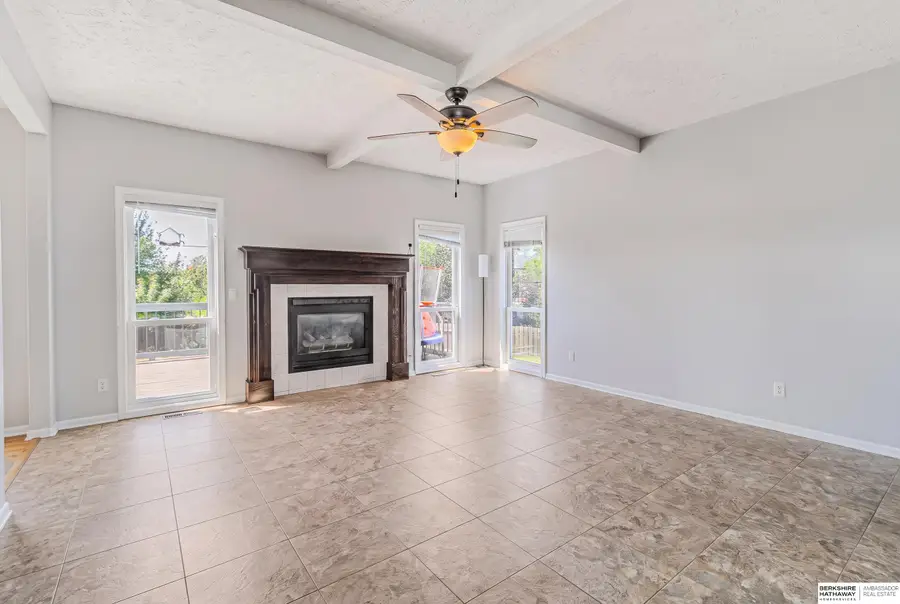 2204 Queen Drive, Papillion, NE 68046 - #3