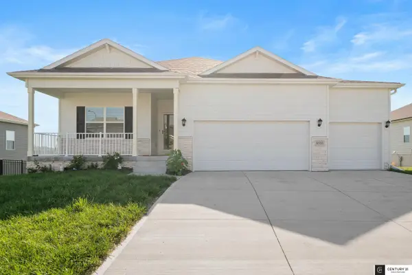 8519 S 63rd Street, Papillion, NE 68157