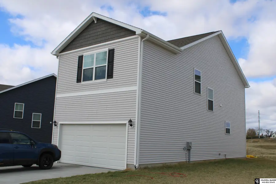 9306 Reynolds Street, Omaha, NE 68122 - #3