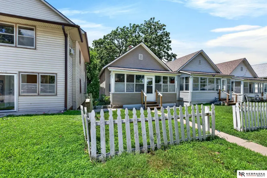 2426 S 18th Street, Omaha, NE 68108 - #2