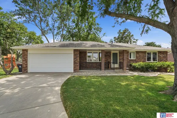 5448 Sugarberry Court, Lincoln, NE 68516
