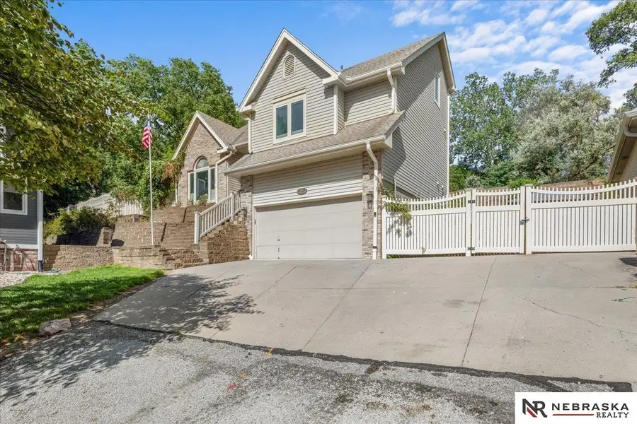 807 Forestview Circle, Bellevue, NE 68005 - #2