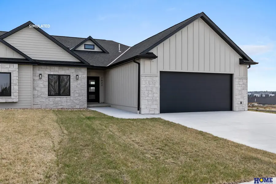 7940 S 42nd Street, Lincoln, NE 68516 - #3