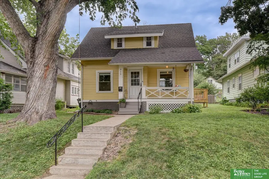 915 S 38th Avenue, Omaha, NE 68105 - #2