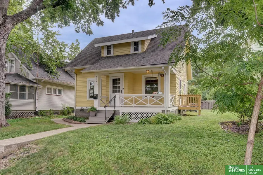 915 S 38th Avenue, Omaha, NE 68105 - #3