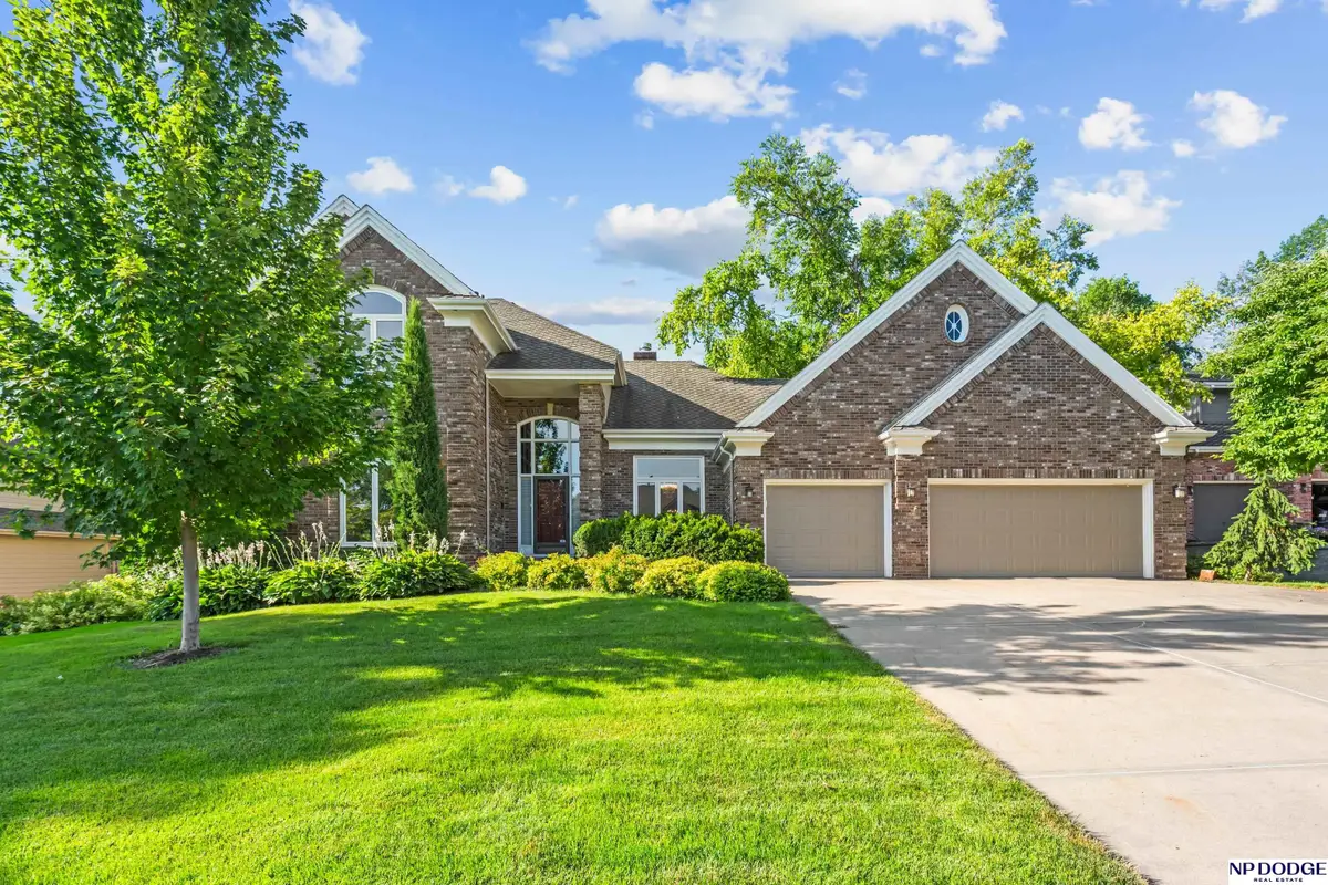 16717 Leavenworth Circle, Omaha, NE 68118 - #1