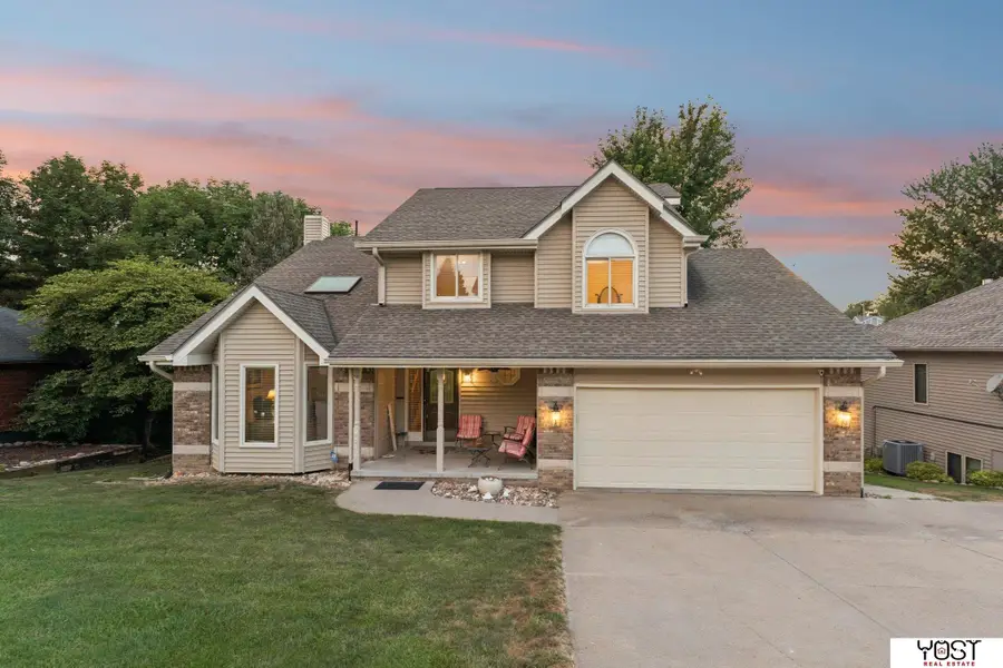 9512 Club House Circle, Plattsmouth, NE 68048 - #2